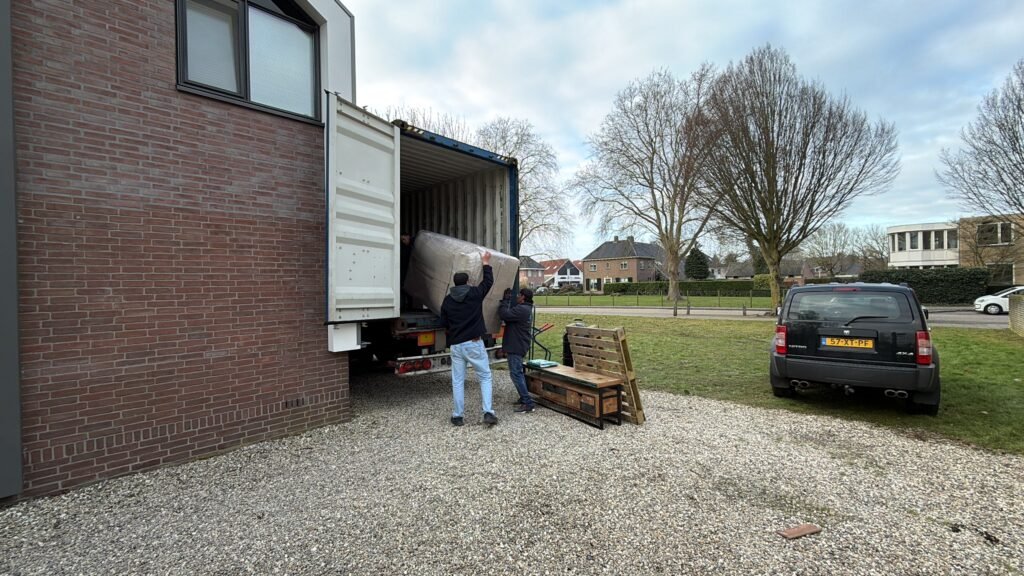 De dag dat ons huis in een container verdween inpakken
