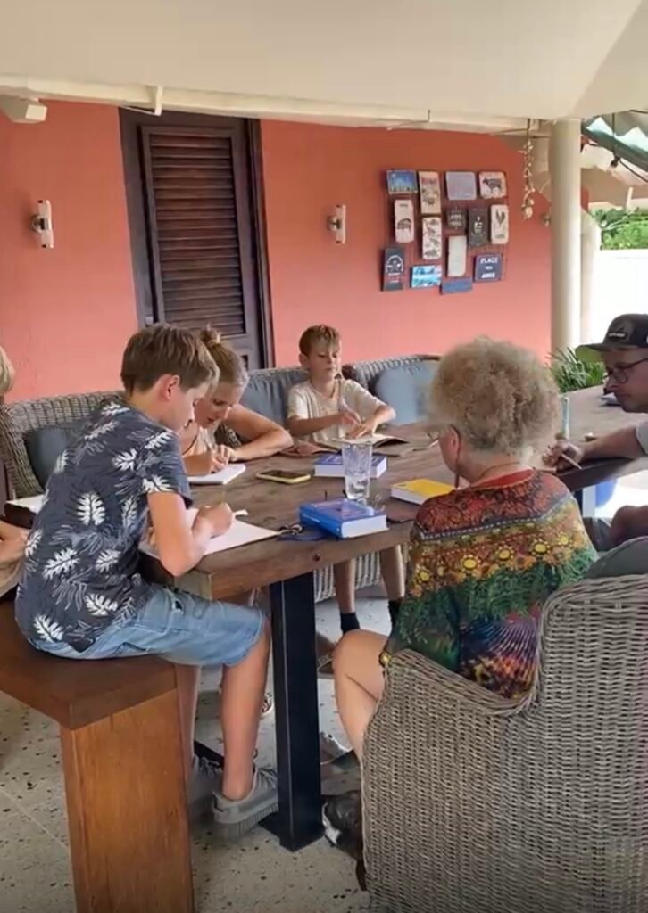 Scooteren, logees en het gewone ritme 🌴 Img 8217 726x1024